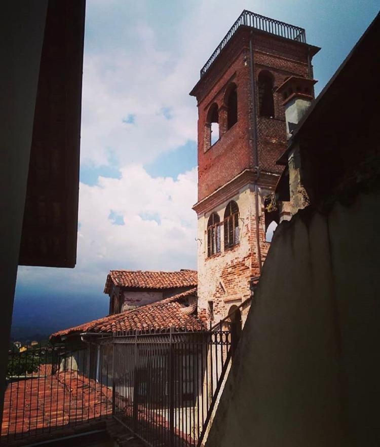 Albergo E Ostello Della Gioventu Biella Centro Storico Exterior photo